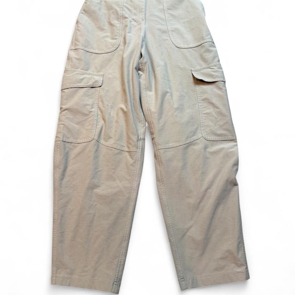 Lululemon Light Utilitech Cargo Pocket High-Rise Pant Sz 26 Tan